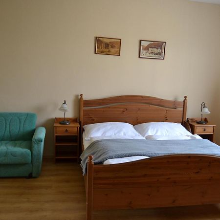 Apartman U Krale - 2 Йичин Экстерьер фото